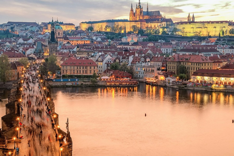 8-Day Prague & Countryside for Single Travelers 3