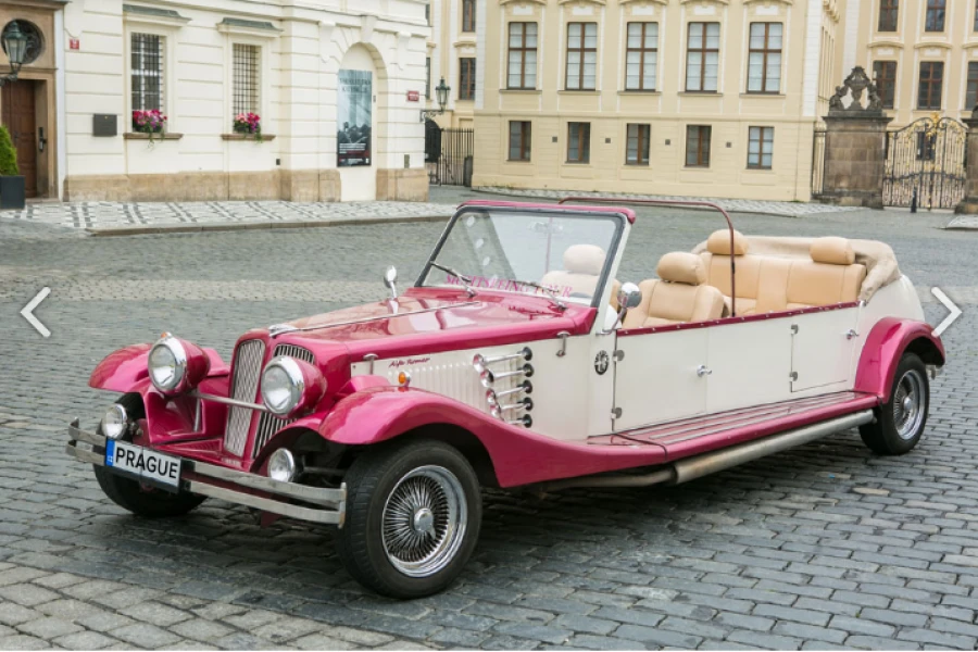 Private Prague Vintage Car Tour 3