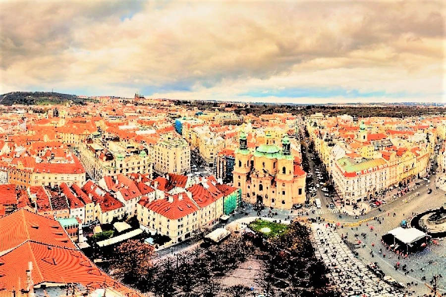 Private 8-Hour Prague Highlights Tour with Castle, Lunch & Boat Cruise 10