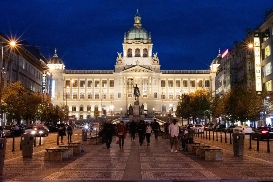 Romantic Prague Weekend for Couples 11
