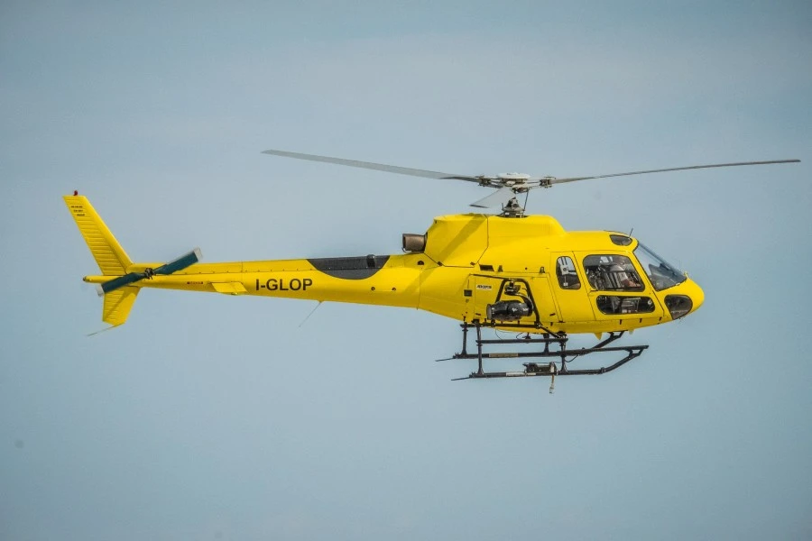 Helicopter Piloting Experience from Prague 1