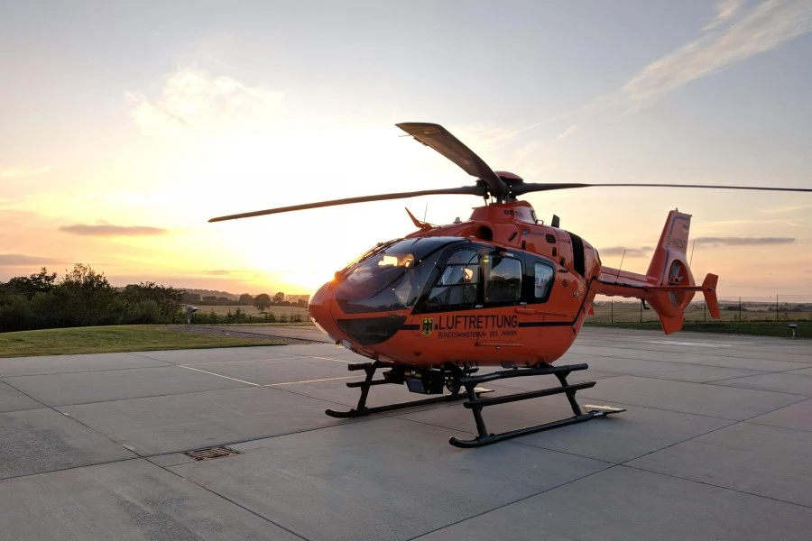 Helicopter Piloting Experience from Prague 5