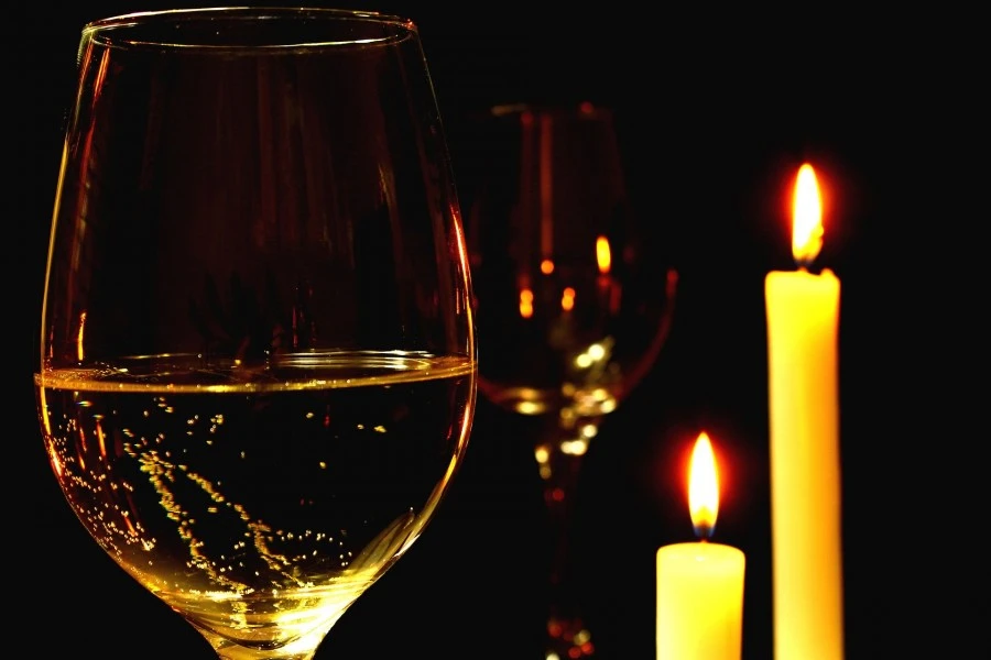 Private Candlelight Dinner & Limousine Ride in Prague 8